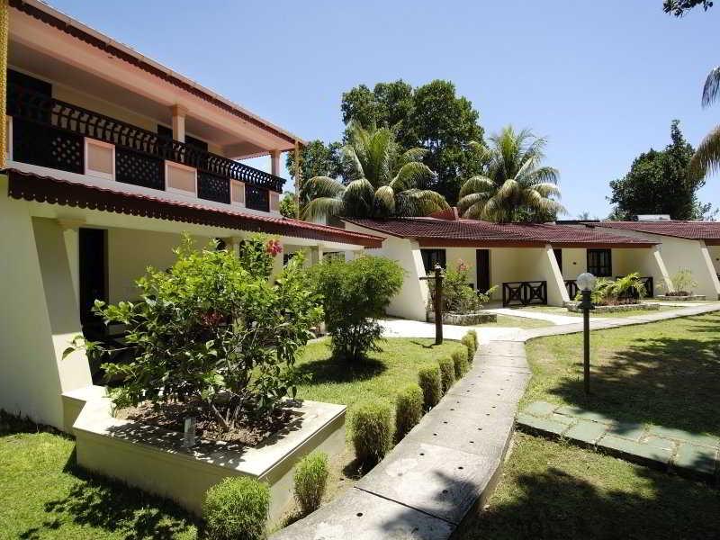منتجع بيرجايا براسلين Anse Volbert Village المظهر الخارجي الصورة