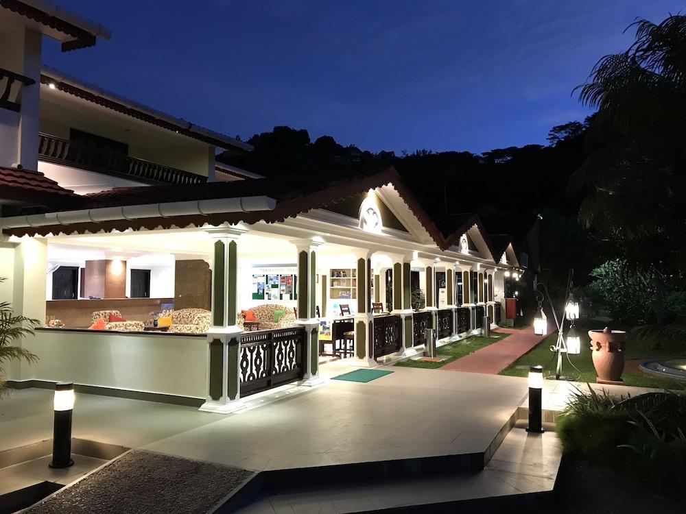 منتجع بيرجايا براسلين Anse Volbert Village المظهر الخارجي الصورة